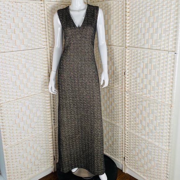 NWT, St. John Evening Gold Metallic Gown, 12. - Picture 1 of 5